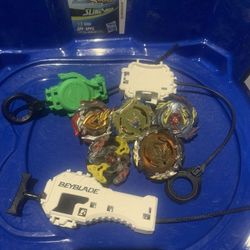 Beyblade Bundle 5 Beyblades And 3 Spinners And Beyblade Arena.  PICK UP ONLY