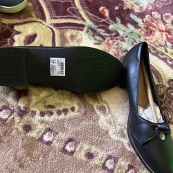 Women’s Flats (new)