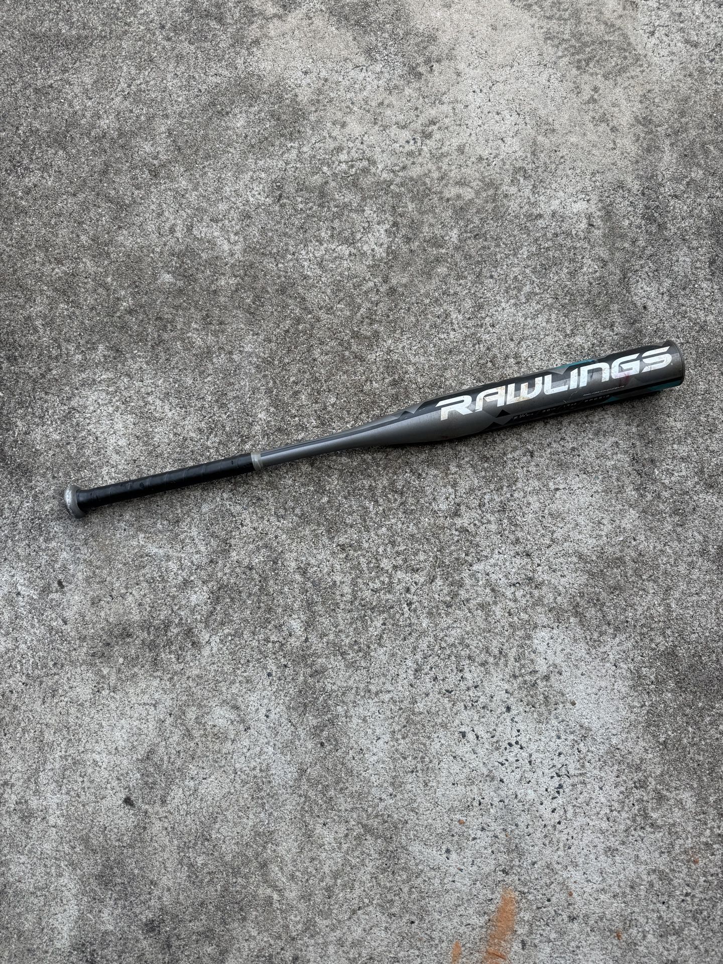 FREE Softball Bat 30 In 17 Oz