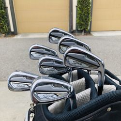 Titleist T100 Iron Set 4-PW  with Steel Shafts