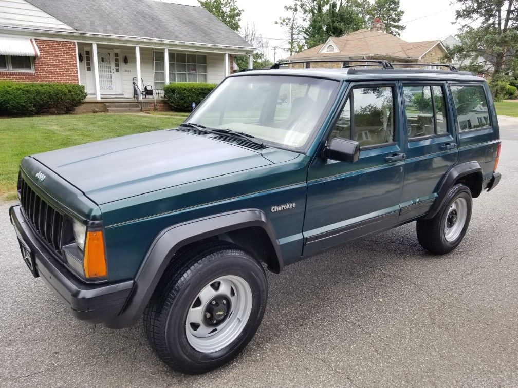 Jeep Cherokee!! (5-speed)!!