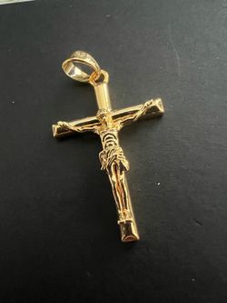 Gold plated sterling silver crucifix pendant