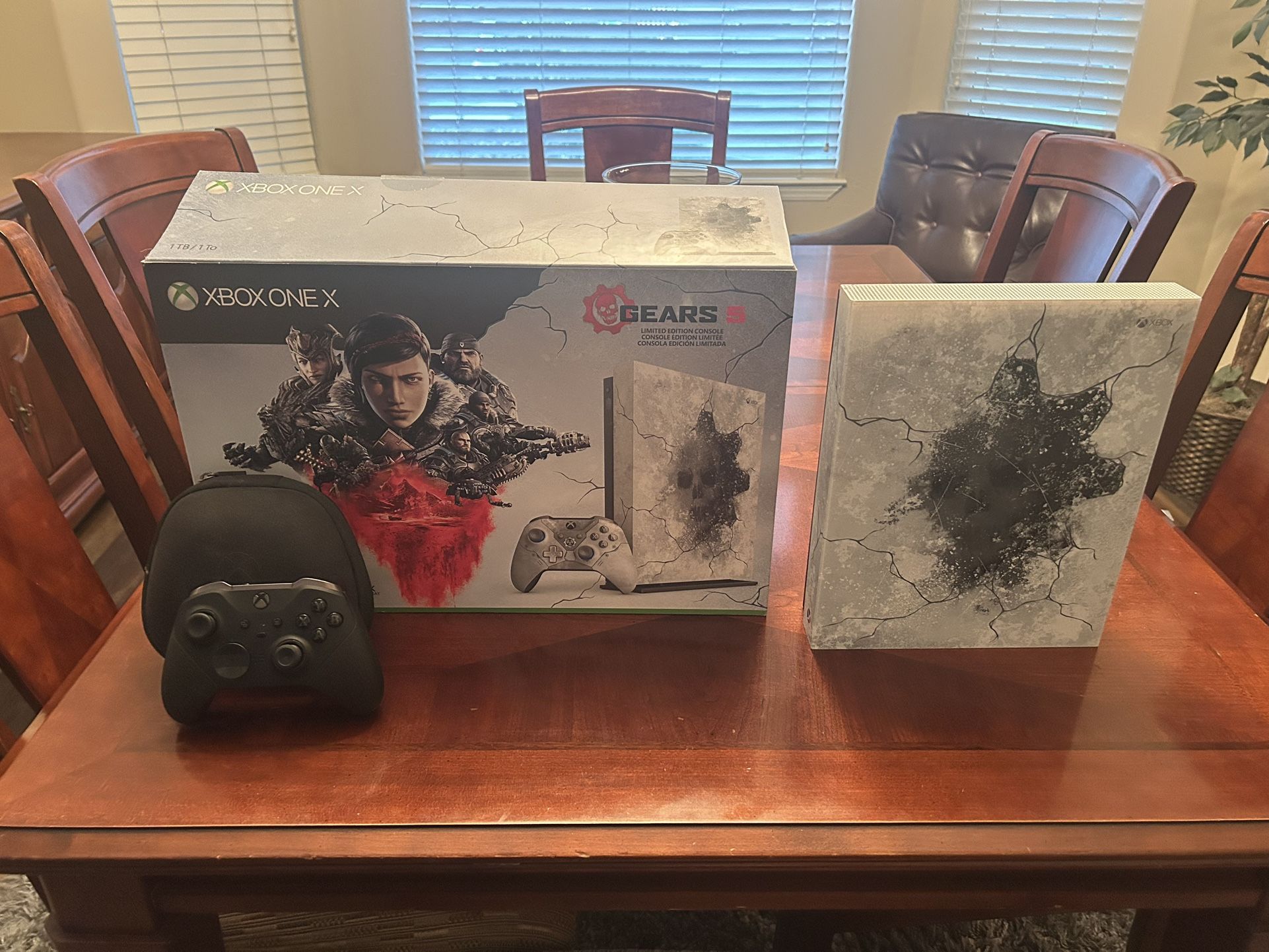 Gears 5 Xbox1 Console With Elite Pro Controller