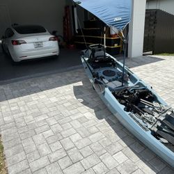 Con base en los recibos que compartiste, aquí tienes un borrador para un anuncio de venta, destacando todo el equipo incluido y aclarando que está cas