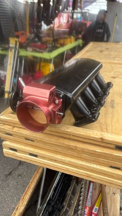 102 mm Ls intake manifold brand new for chevy lol 