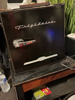 Fridgerair Mini fridge