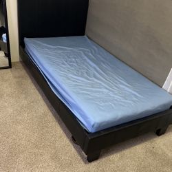 Twin Size Bed And Mattress 