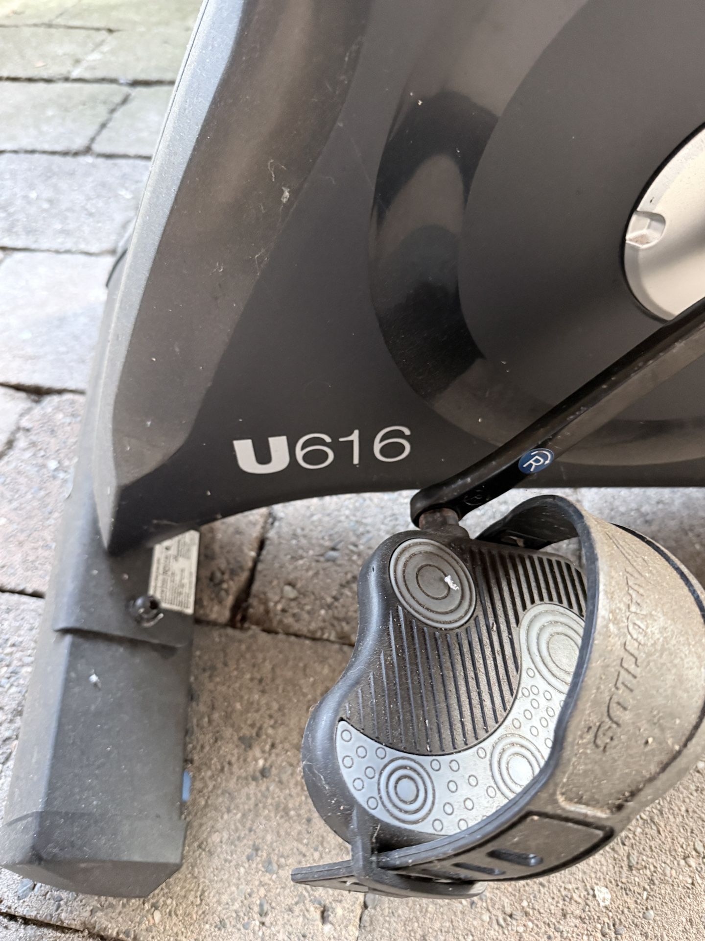 Nautilus U616 Exercise Bike