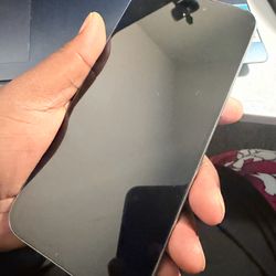 URGENT SALE – iPhone 15 Pro Max Unlocked – $600