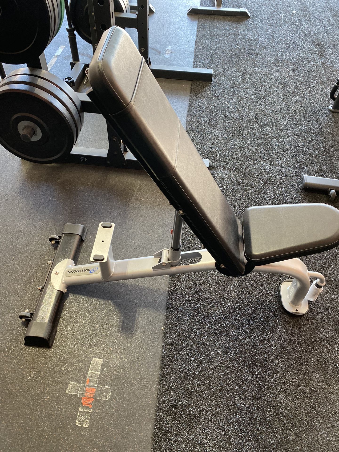 Bench Press Nautilus (gray Frame)