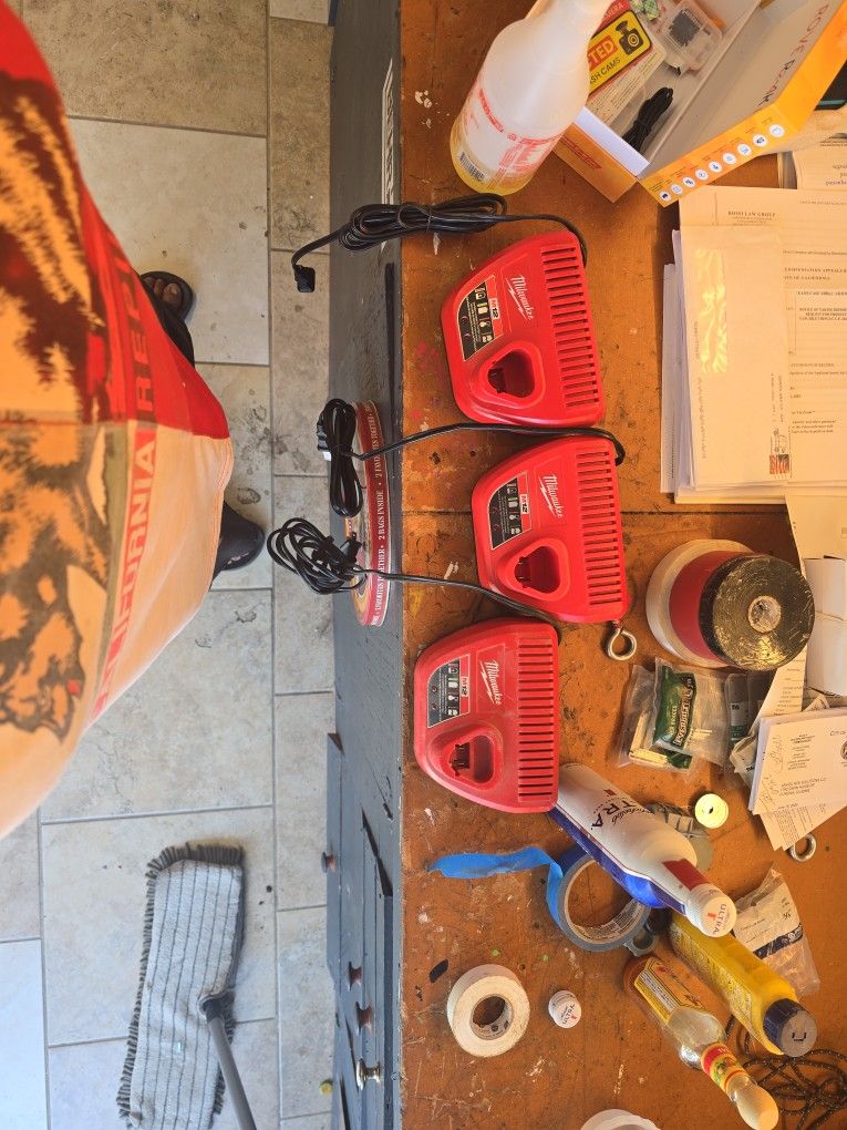 Milwaukee M12 CHARGERS