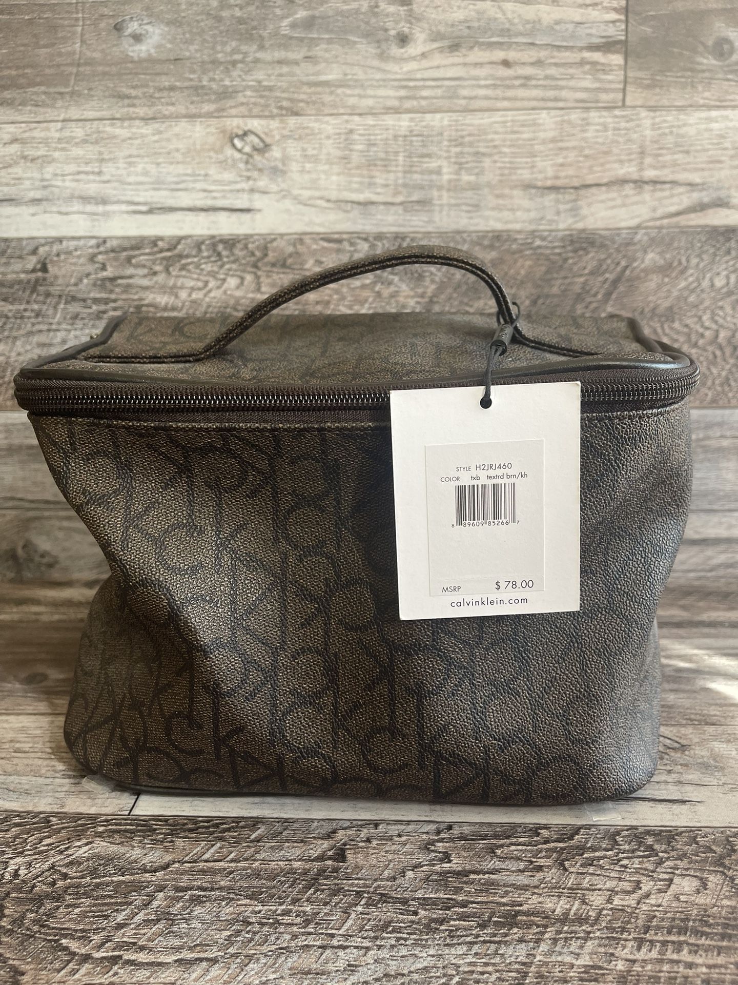 Calvin Klein Makeup Bag Set
