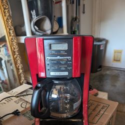 Mr. Coffee/ 12 Cup Coffee Maker With Many Features 