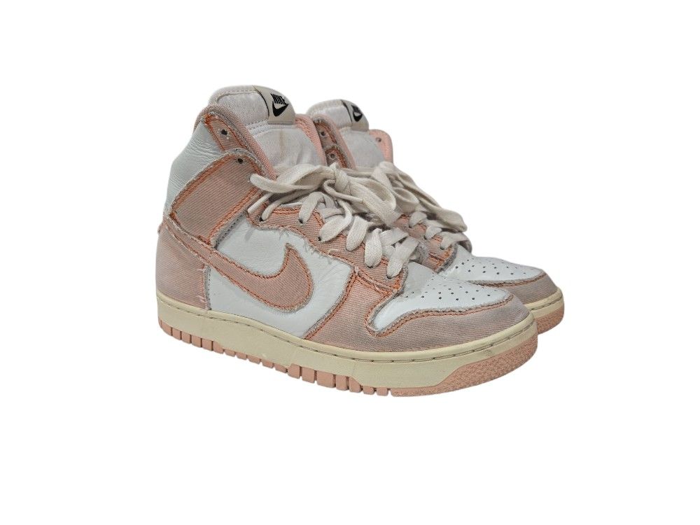 Nike Women’s Dunk High Arctic Orange Sail Sneakers Size 8