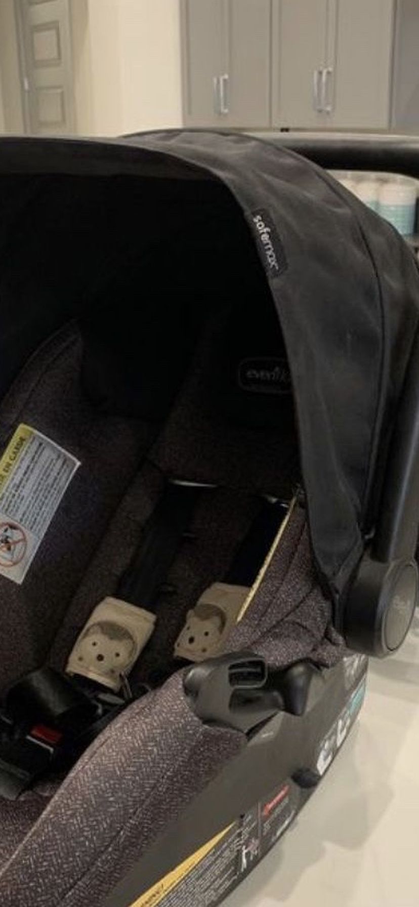 Evenflo Baby Car seat And Base