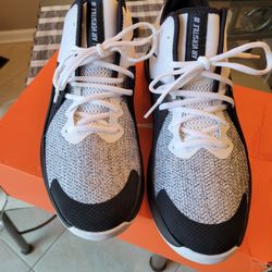 Nike Air Verstile III Size 12