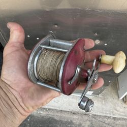 vintage Taico salt water fishing reel - made in Japan