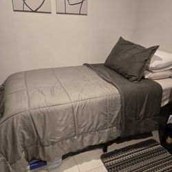 En Venta Cama Twin Con Colchon Twin