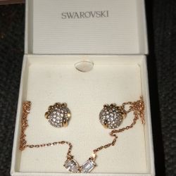 Swarovski Necklace And Earrings 