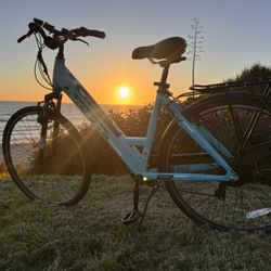 Like NEW Hyper bike E-Bike!!!