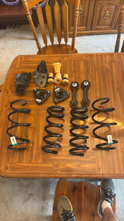 2021 Ford Mustang GT Stock springs  Less than 1000 miles  Make offer