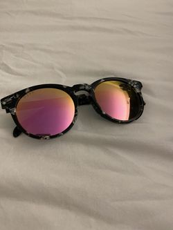Diff sunglasses with mirror lense 