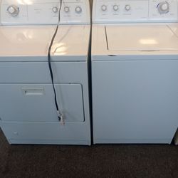 Matching whirlpool washing machine and gas dryer set  with warranty 