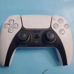 PlayStation 5 DualSense Wireless Controller White