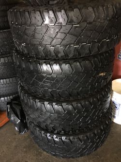 18” 4 used tires LT275/70R18 copper S/T maxx