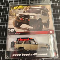 1:43 Hotwheels Toyota 4 runner Off Road