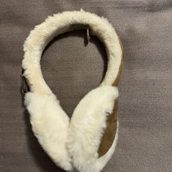 UGG Sheepskin / Leather Earmuff Chestnut Beige 