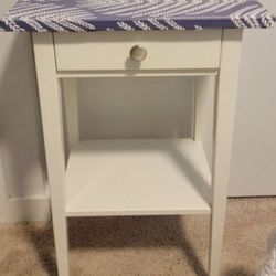 IKEA HEMNES Nightstand, white stain 18 1/8x13 3/4.