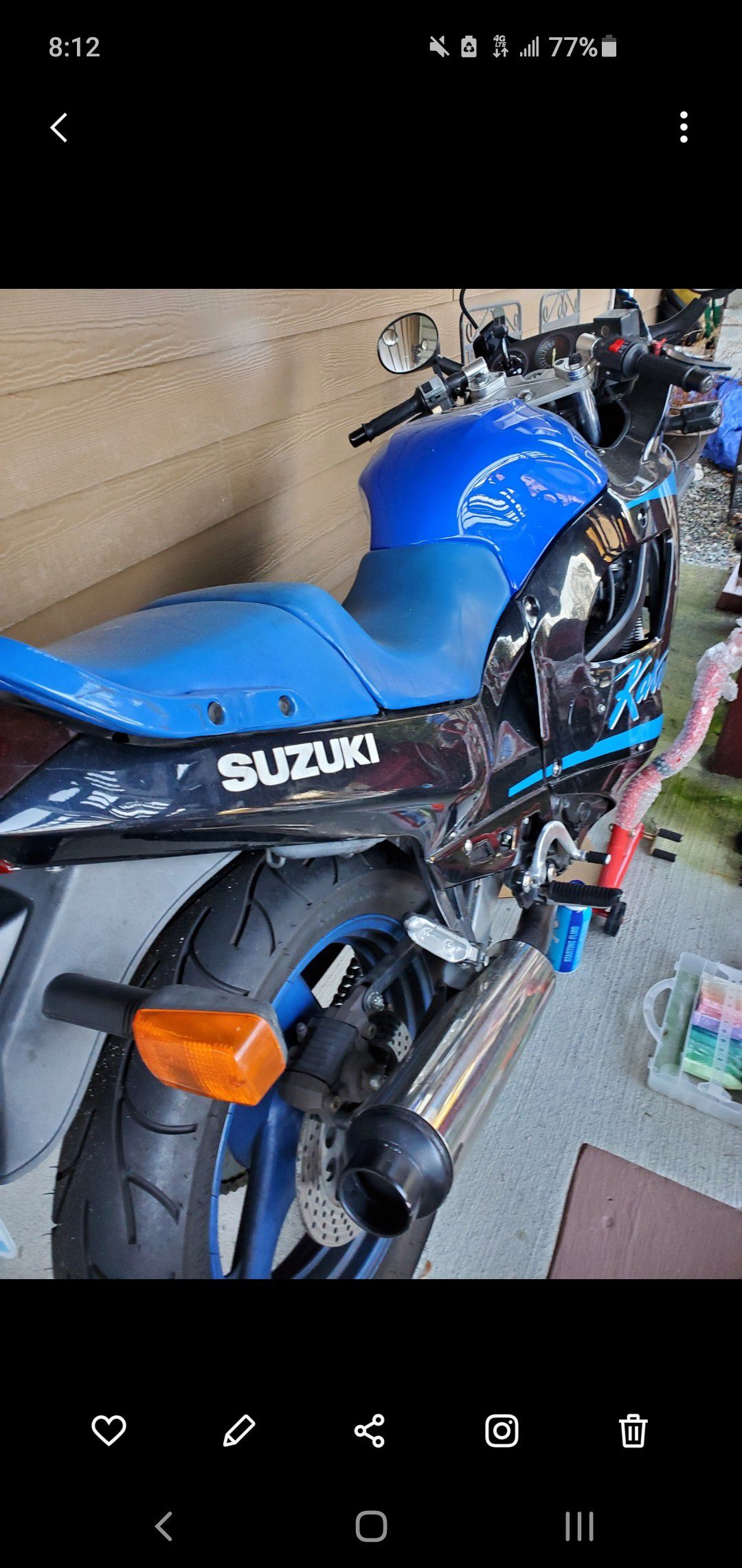 Suzuki 89 motorcycle katana 600 collector vehicle new tires stands