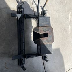 Husky EZ Roller 5th Wheel Mount