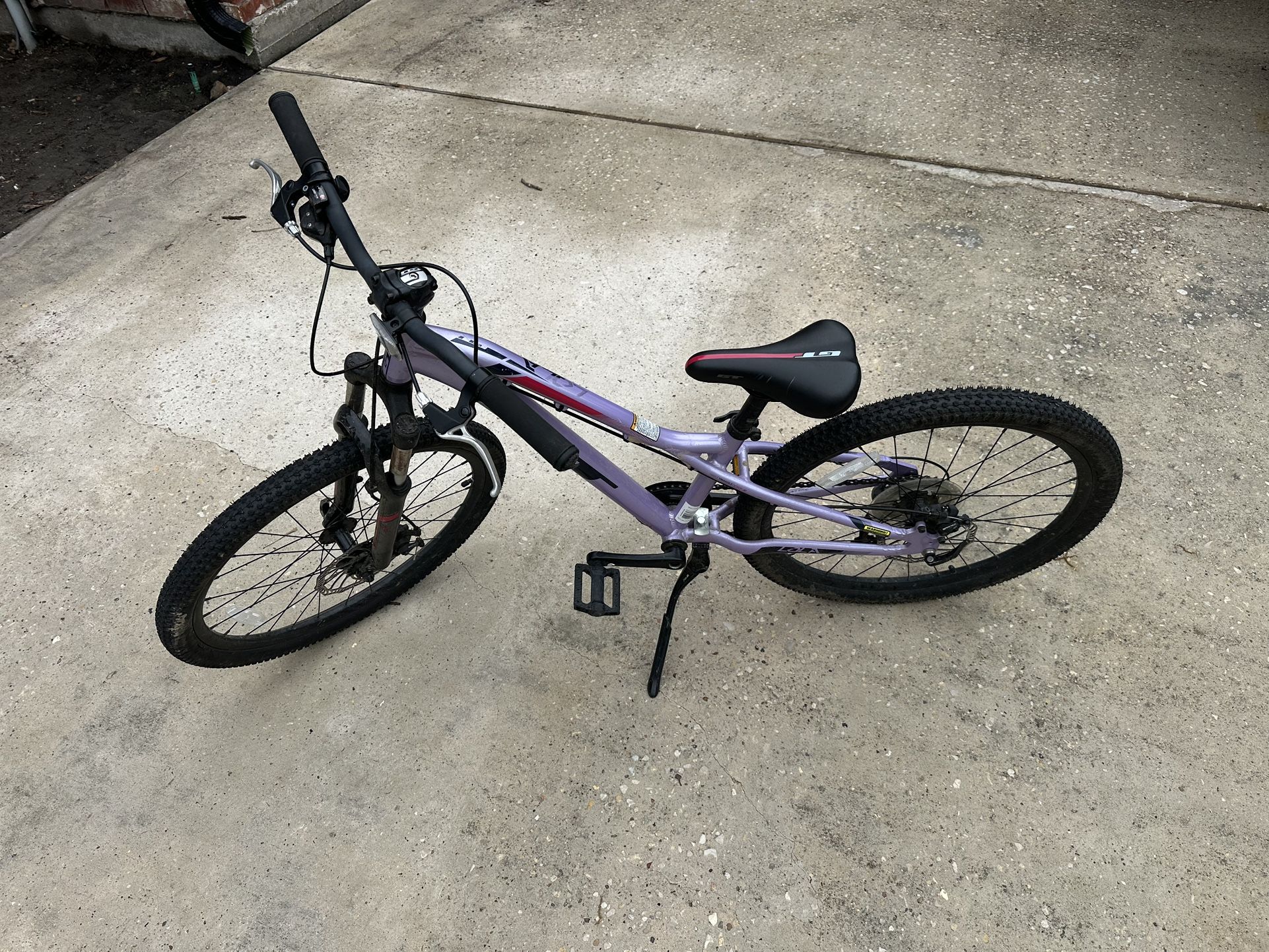GT Girls' 24 F Lola Ace Mountain Bike