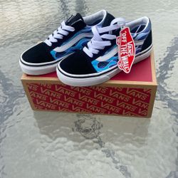 Sz 131/2 Boys Vans 