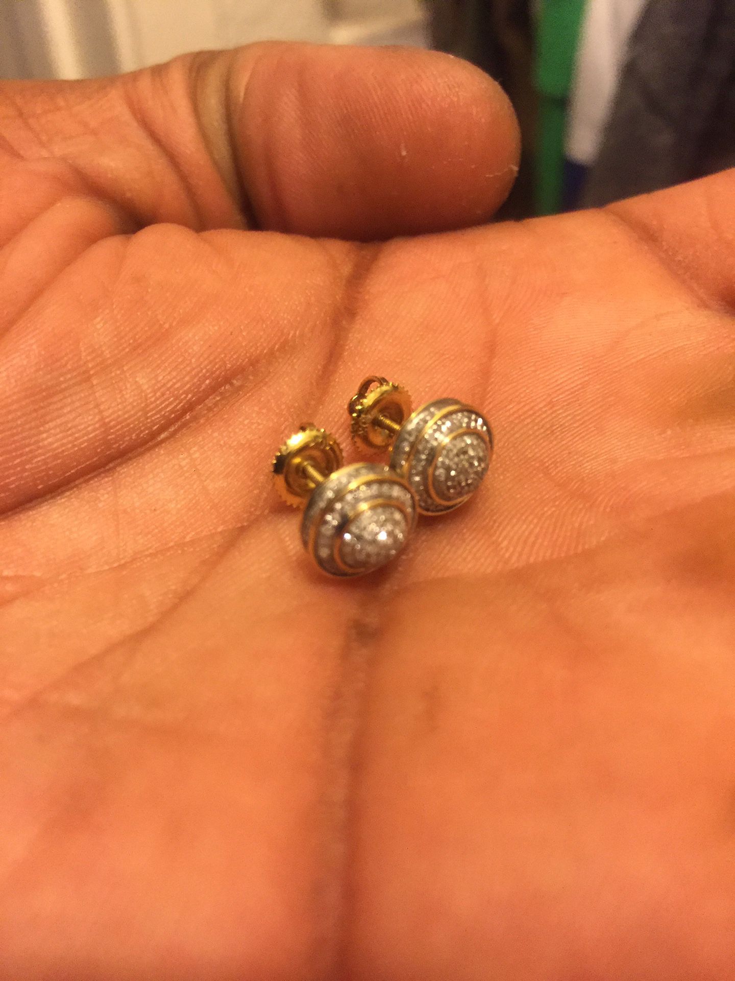 10k diamond earrings