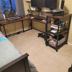 Computer Desk with Storage Shelves Like New