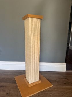 Cat scratch tower