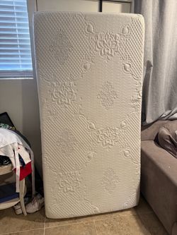 Twin Size White Foam Mattress