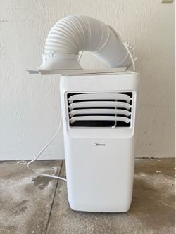 Midea 8,000 BTU ASHRAE (5,300 BTU SACC) Portable Air Conditioner - $85 (Aurora, OH)
