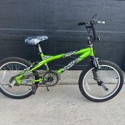 20" Kent Chaos Boys' Green Freestyle BMX Bike