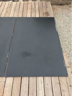 Heavy-Duty Rubber Horse Stall Mats / Home Gym Flooring Mats