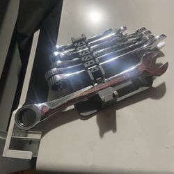 Pittsburgh Wrench Set New