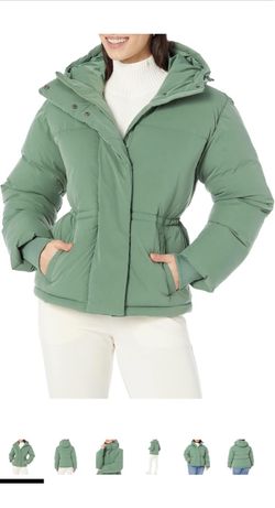 Women's Green Hooded Puffer Jacket