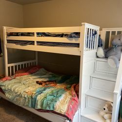 Bunk bed  White 