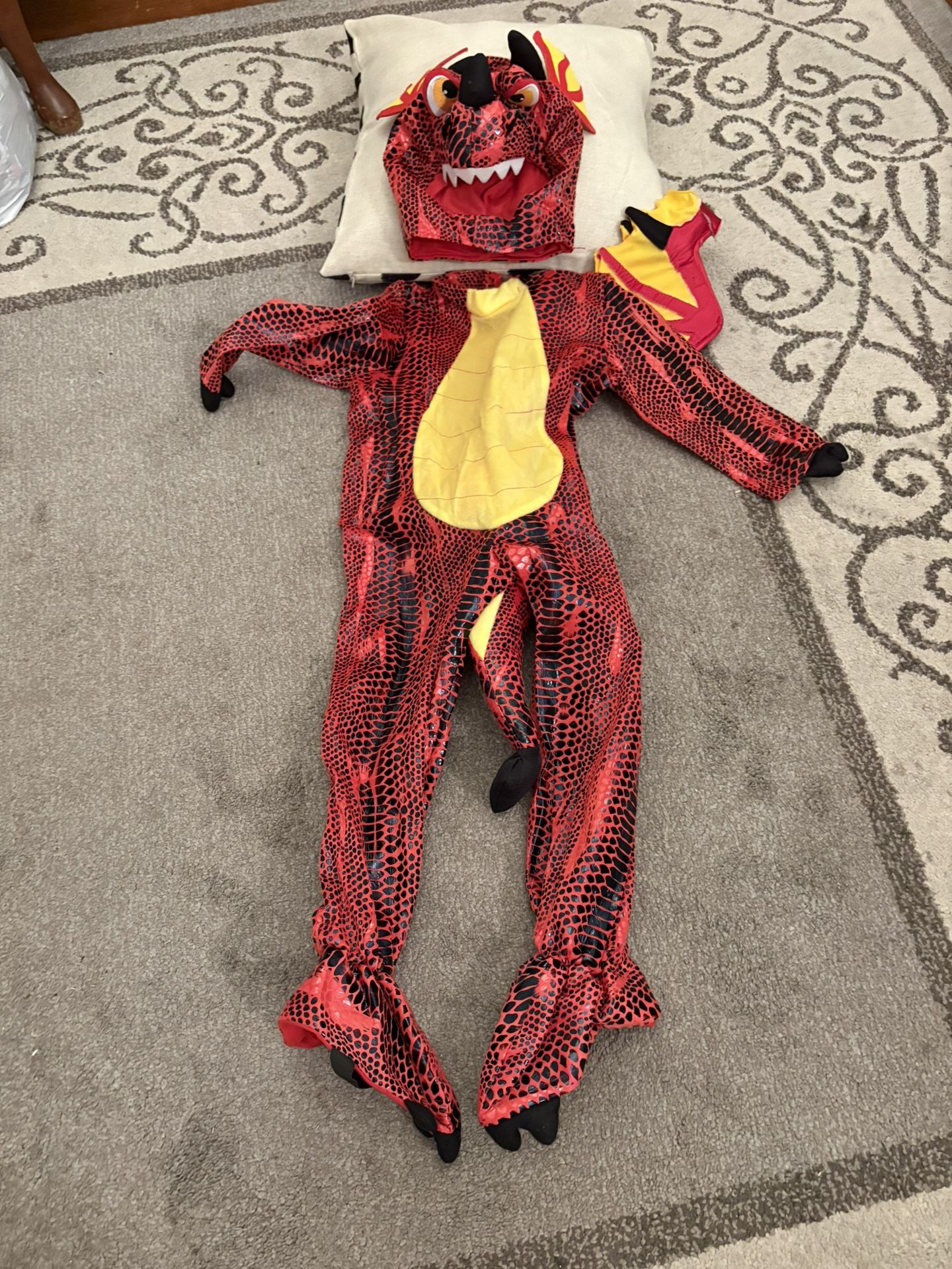 Costume