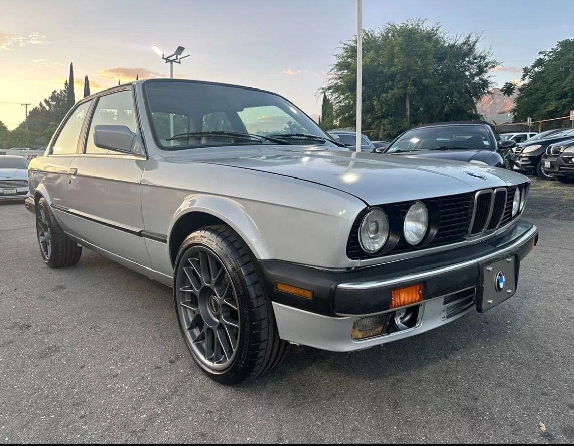 1988 BMW 3 Series