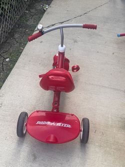 Radio Flyer Kids Tricycle