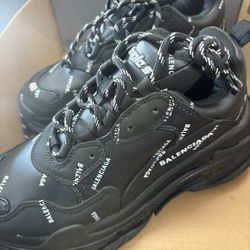 Balenciaga Triple S All Over logo